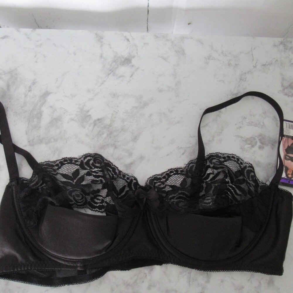New Oh La La‎ Cheri Paris Bra 1X Black Shelf Lace Cut Out Open Cup Underwire